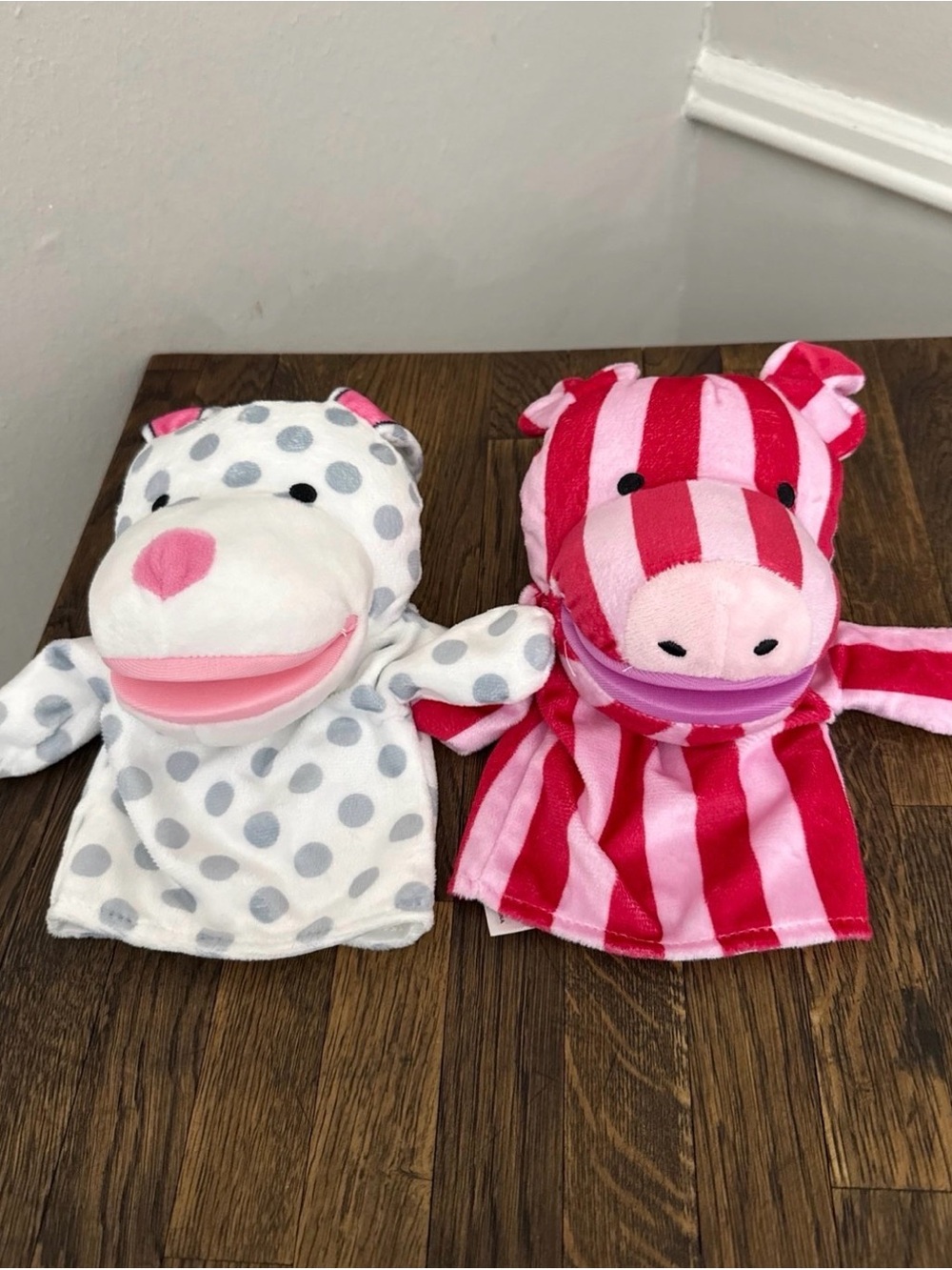 Evriholder Plush Hand Puppets